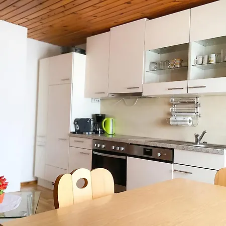 Huber Apartment *