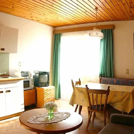 弗日恩豪斯豪贝酒店 布莱堡